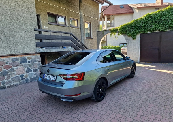 Skoda Superb cena 128000 przebieg: 96400, rok produkcji 2019 z Kobyłka małe 326